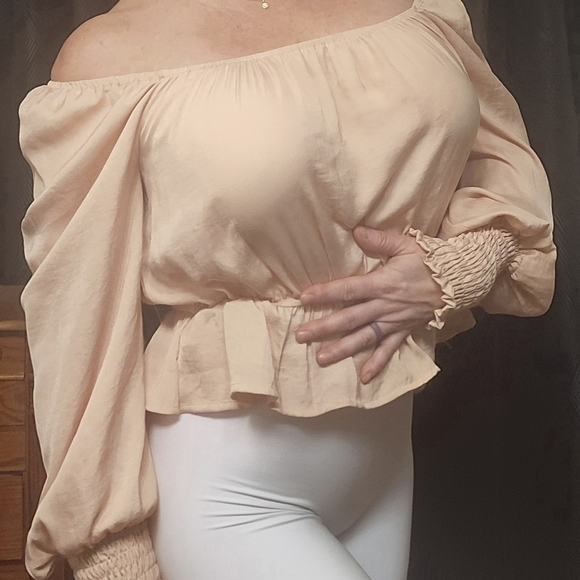 She + Sky Blush Pink Cropped Off Shoulder Long Sleeve Blouse - Picture 9 of 16